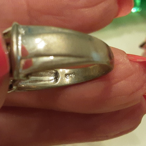 VINTAGE 925 STERLING SILVER PERIDOT RING, SIZE 8 - Picture 8 of 14